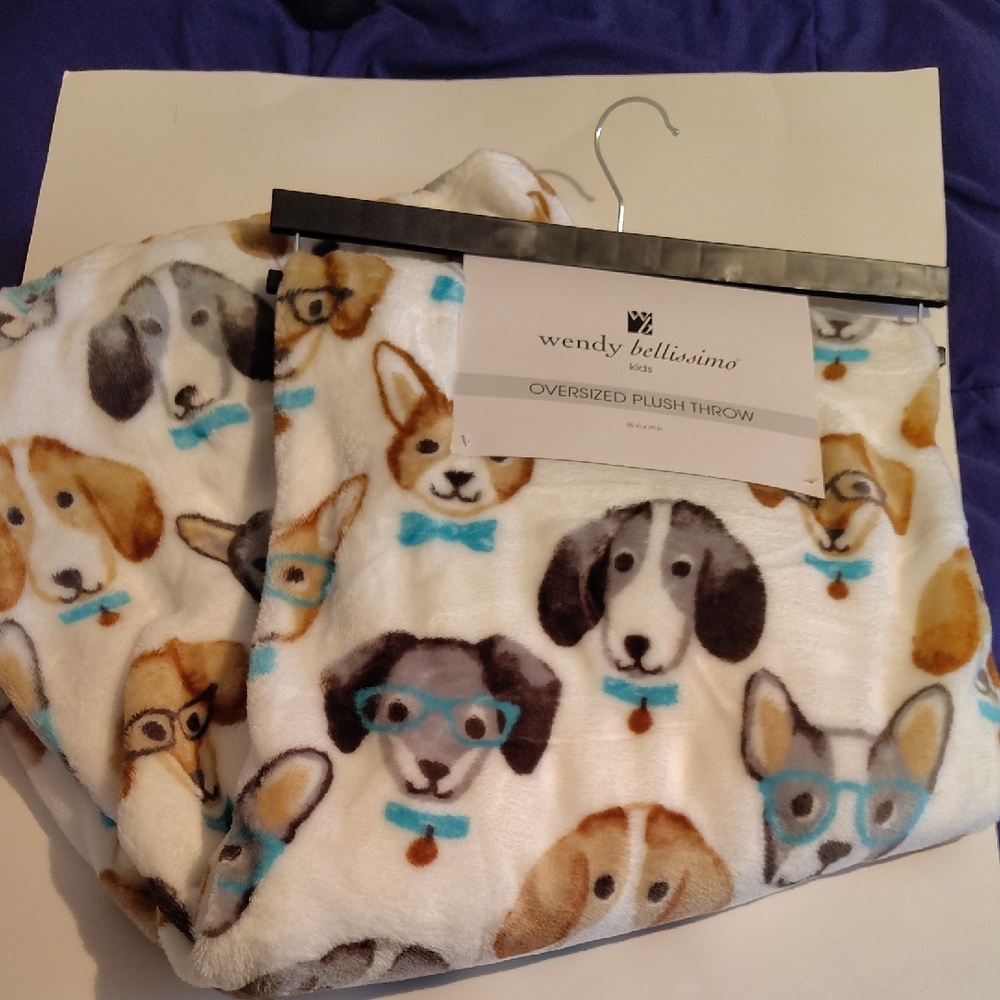 Wendy Bellissimo Cuteness Overload + Cozy Comfort! Calling all dog lovers! This